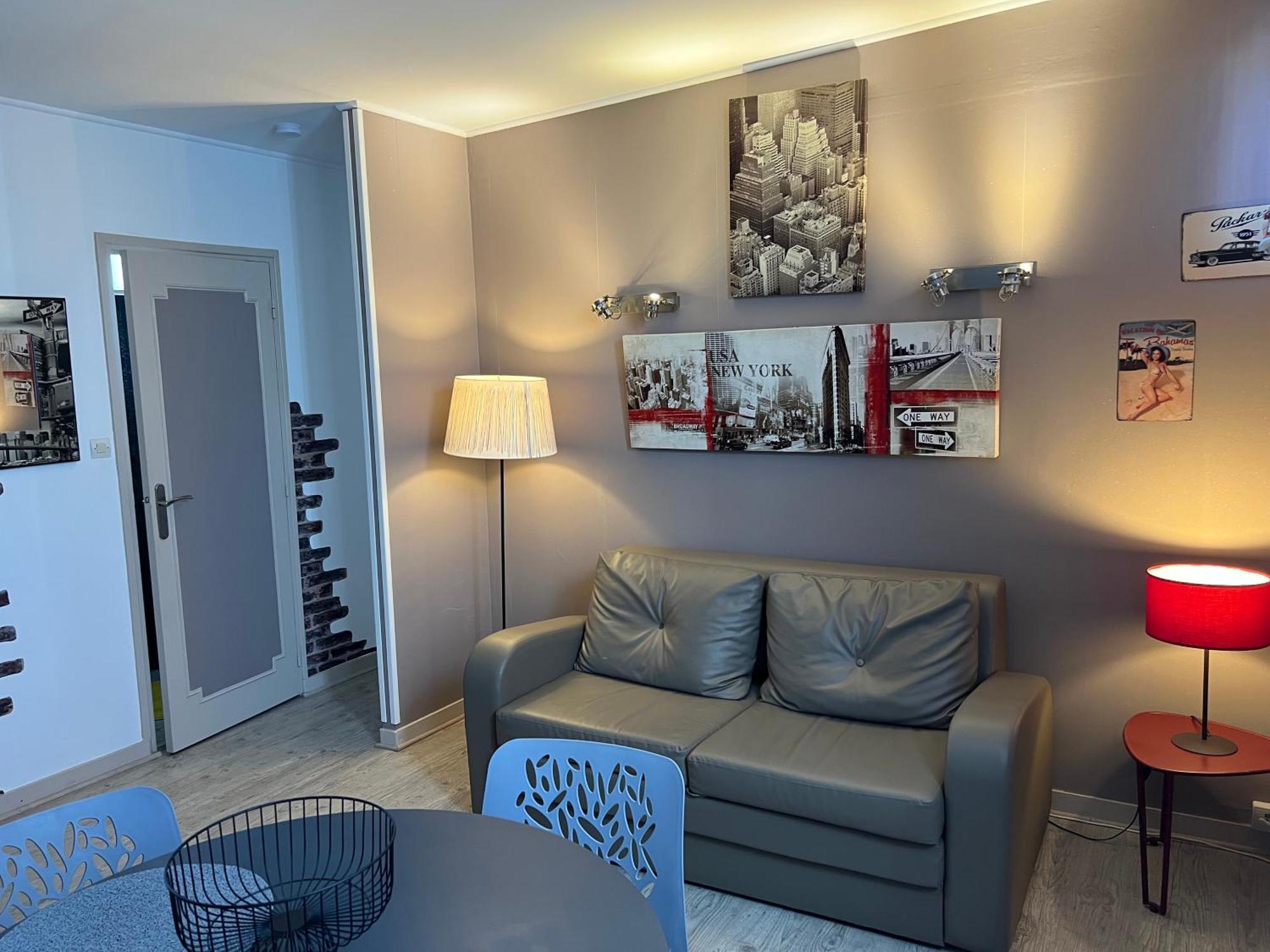 100 M De La Appartement *